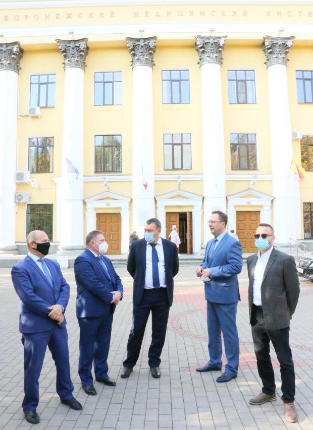 Воронежский медуниверситет продолжает развивать сотрудничество с Липецкой областью