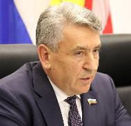 Ректор Иван Петрович Мошуров выступил на заседании облдумы по вопросам Концепции оказания первой помощи в регионе