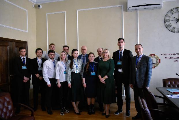 XV Всероссийский форум с международным участием «Инновационные технологии в хирургии» XV Всероссийский форум с международным участием «Инновационные технологии в хирургии»
