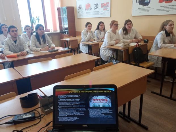 Воспитательные беседы с обучающимися по профилактике идеологии экстремизма и терроризма в молодежной среде