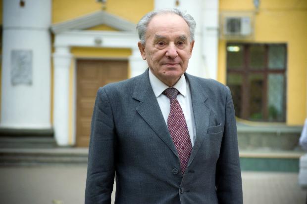 Интернет-проект «Почётные профессора и почетные доктора ВГМУ им. Н.Н. Бурденко»: профессор Анатолий Степанович Фаустов