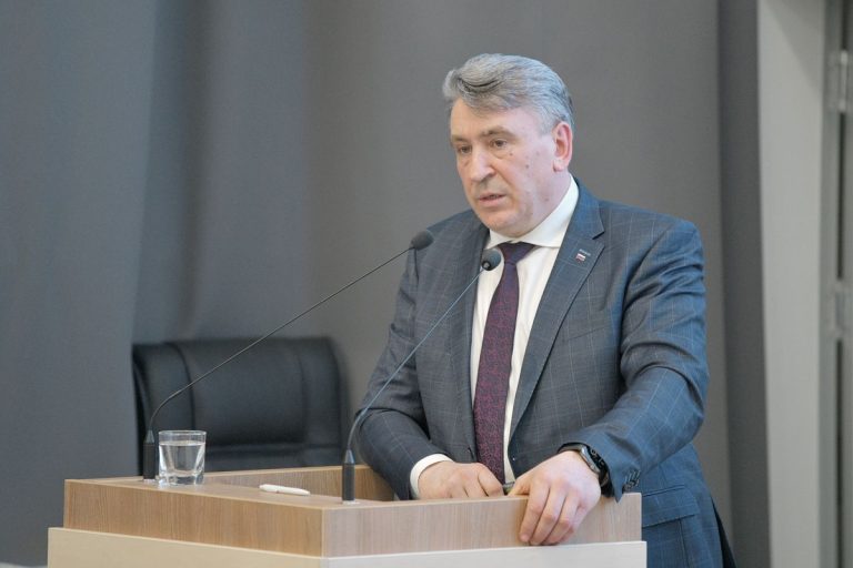 Онкологи-Медсовет_21-768x512.jpg Онкологи-Медсовет_21-768x512.jpg