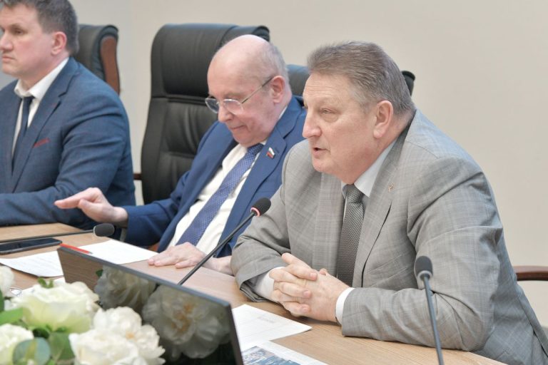 Онкологи-Медсовет_59-768x512.jpg Онкологи-Медсовет_59-768x512.jpg