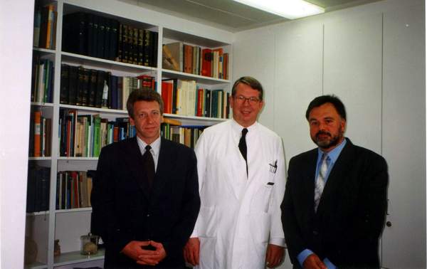 Профессор Мутафян_проф.Юрген Бир_Г.М. Корж.JPG